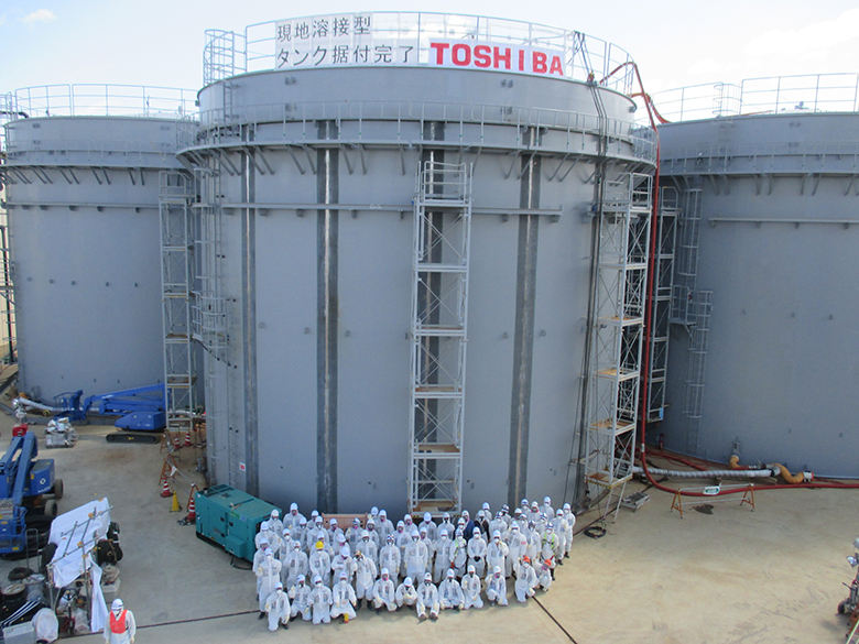 福島第一原子力発電所内に設置されたタンク